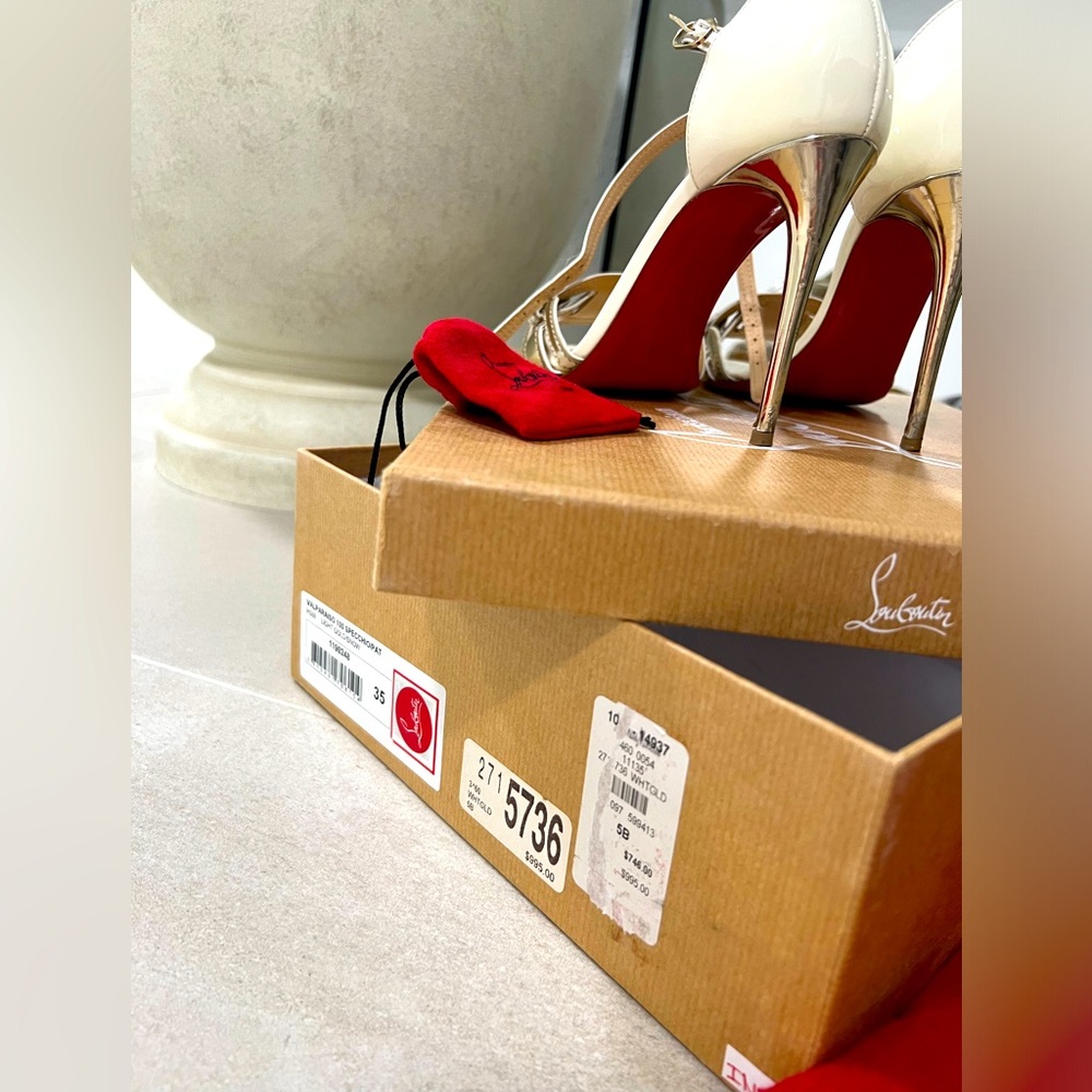 Used Christian Louboutin Sandals - Size 35 - Cream